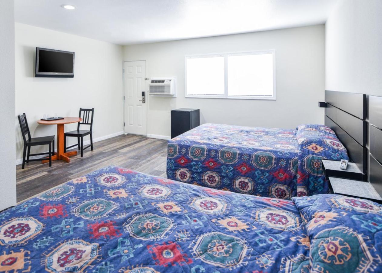 Holly Park Motel Near Lax Lennox Экстерьер фото