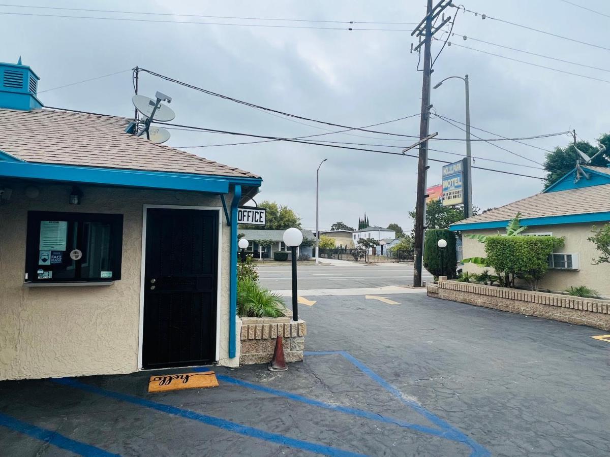 Holly Park Motel Near Lax Lennox Экстерьер фото