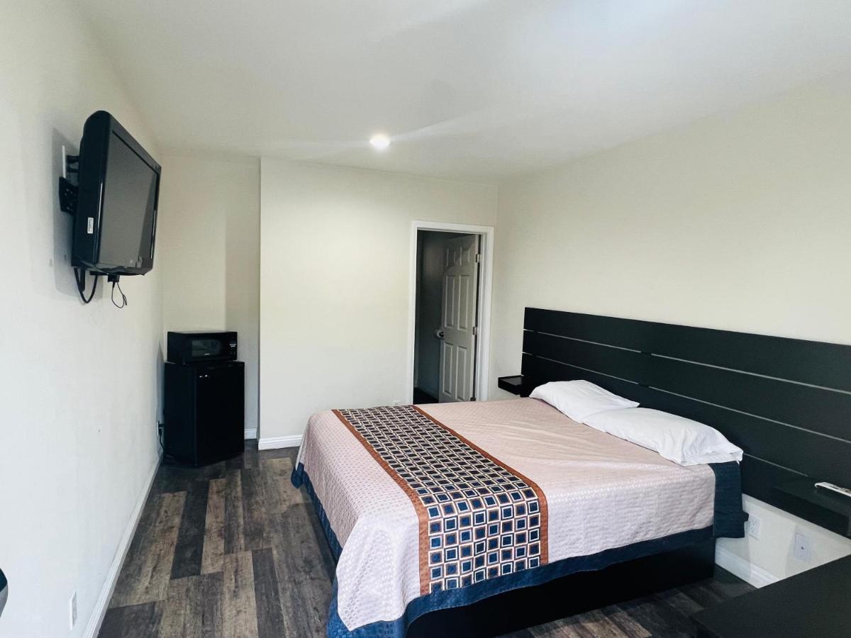 Holly Park Motel Near Lax Lennox Экстерьер фото